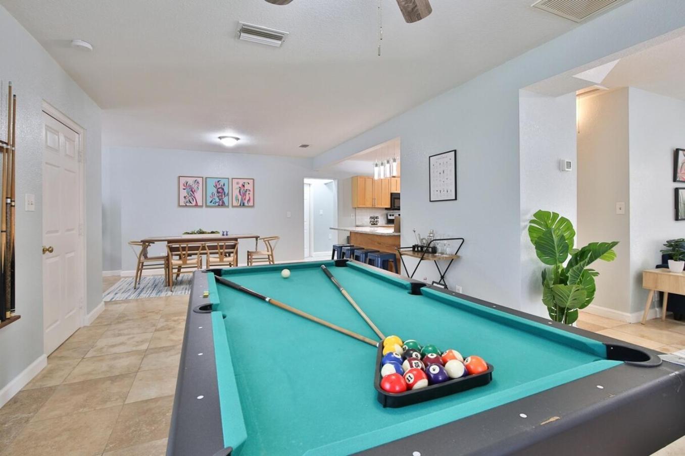 Coastal Villa W Amazing Courtyard - Splash Pad! Sarasota Bagian luar foto